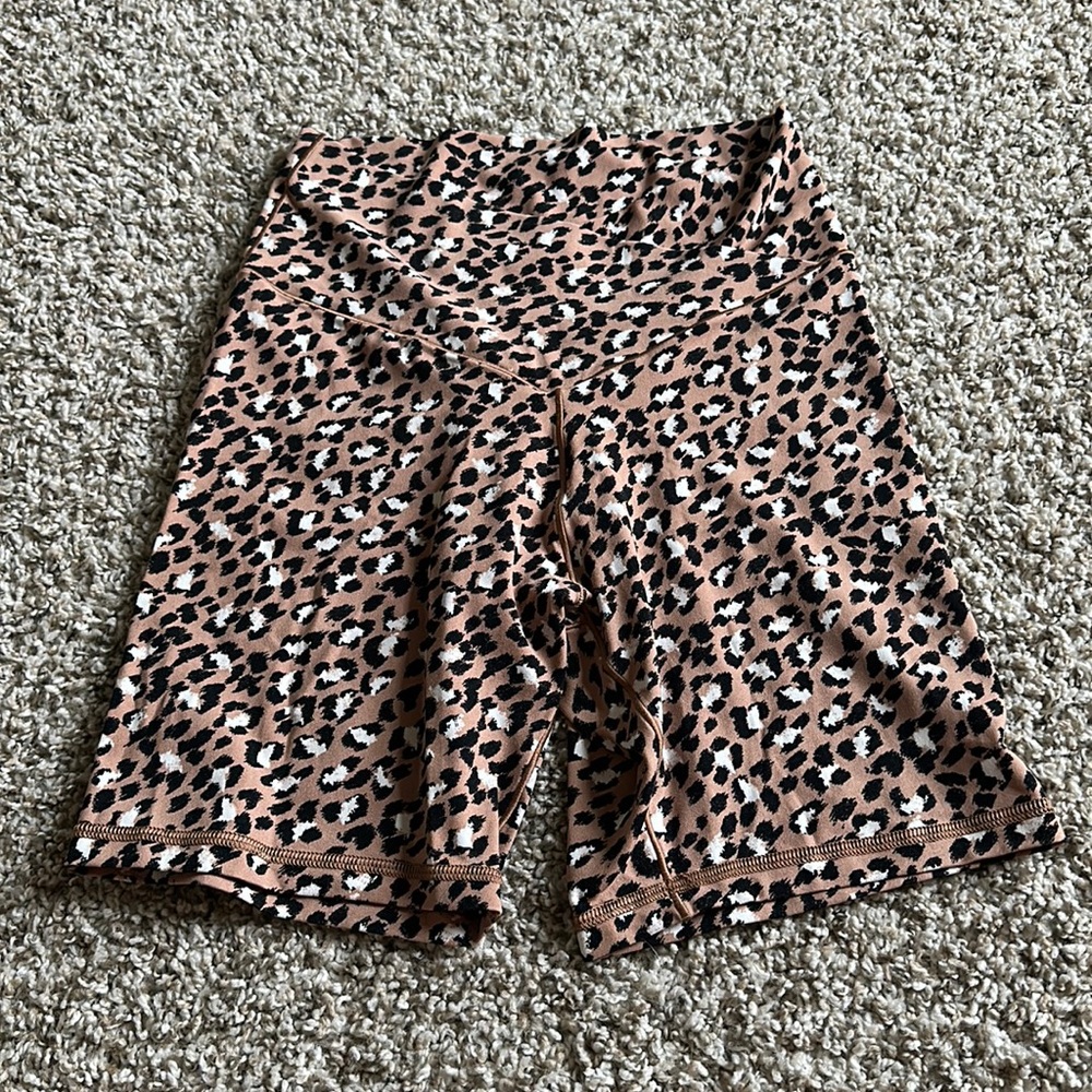 aerie crossover bike short leopard